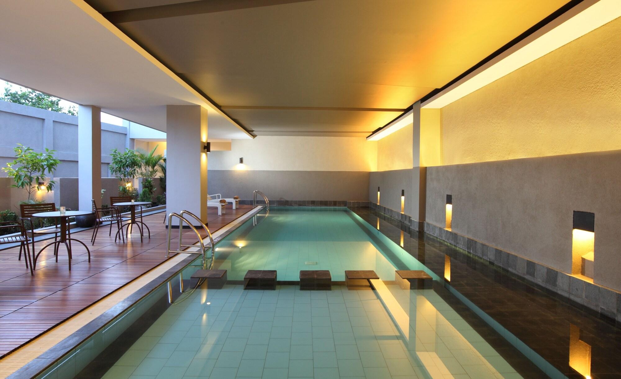 Hotel Santika Bengkulu Exterior foto