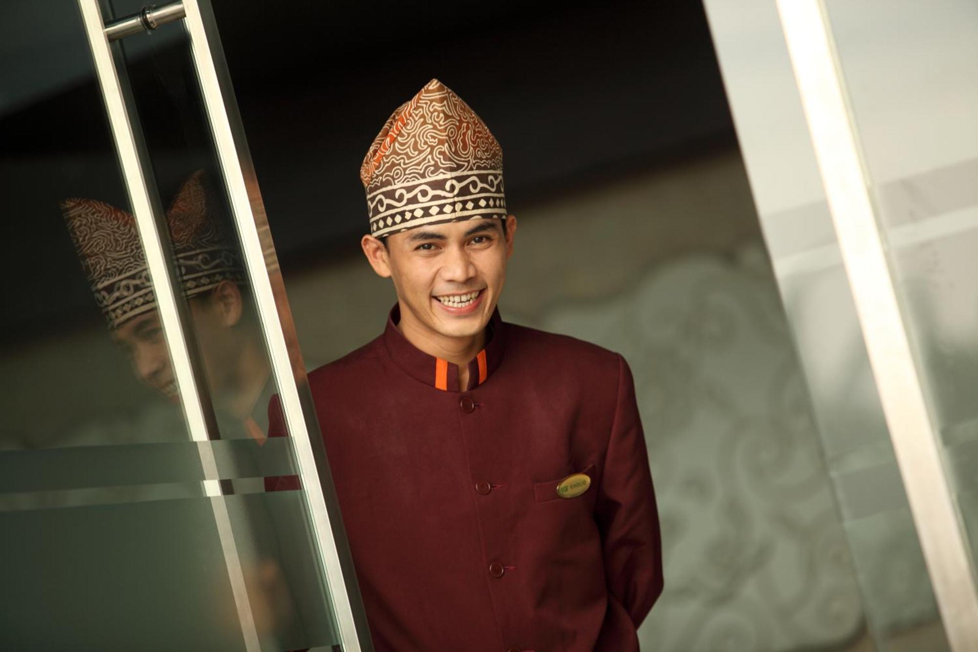 Hotel Santika Bengkulu Exterior foto